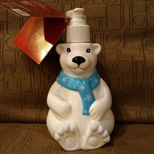 New Essence Of Beauty Polar Bear Soap Dispenser